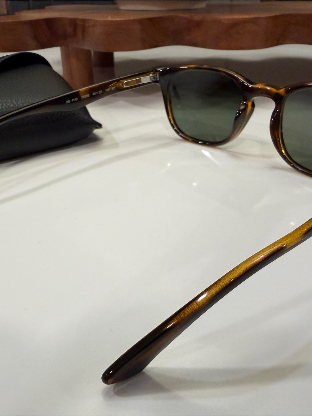 New Ray-Ban Polarized Sunglasses - Picture 10 of 10